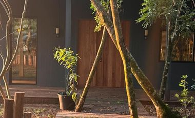 Casa en venta - 2 Dormitorios 1 Baño - 10.000Mts2 - Corrientes