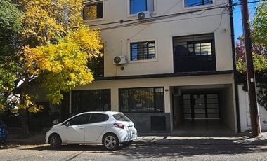 Duplex 3 dormitorios con cochera Centro Neuquén