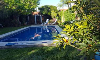 Impecable casa en Adrogué