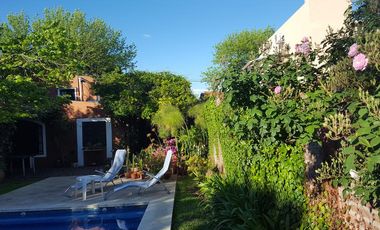 Impecable casa en Adrogué