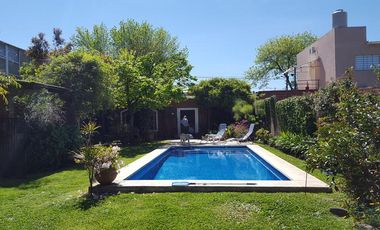 Impecable casa en Adrogué