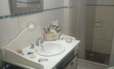 Casa en venta - 3 Dormitorios 3 Baños - 360Mts2 - La Reja