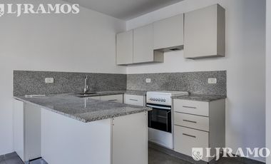 LJ RAMOS | ALQUILA | LOCAL COMERCIAL OFICINA | RUTA 8 | KM 51,5 PANAMERICANA RAMAL PILAR