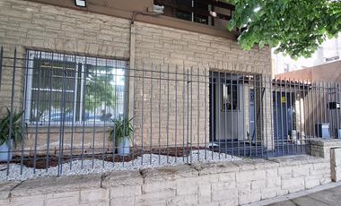 Oficina armada en muy buen estado en  Colectora Panamericana - Vte. Lopez