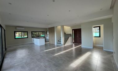 Casa en venta - 4 Dormitorios 3 Baños - 1.177Mts2- Tigre