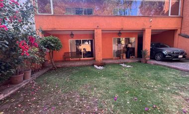 VENTA DE CASA EN LOMAS DE VISTA HERMOSA