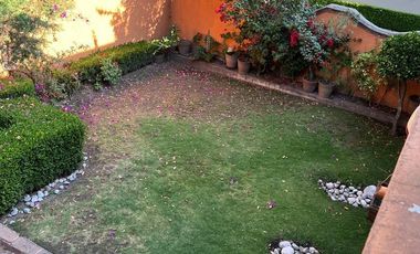 VENTA DE CASA EN LOMAS DE VISTA HERMOSA