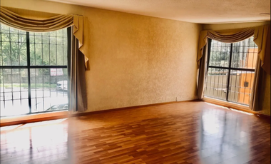 Casa en Venta Frente a Parque | Lomas de San Mateo, Naucalpan