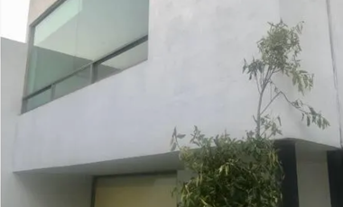 Residencia de Lujo en Venta | Club Cuicacalli, Ciudad Satélite