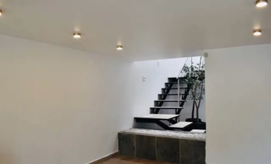 Residencia de Lujo en Venta | Club Cuicacalli, Ciudad Satélite