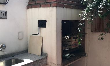 Excelente Dúplex 3 amb c/patio y entrada de auto