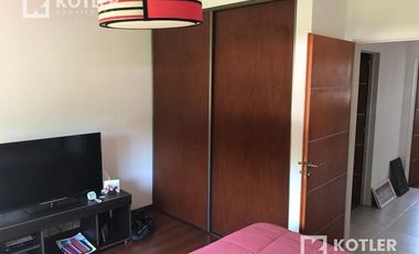 Excelente Dúplex 3 amb c/patio y entrada de auto