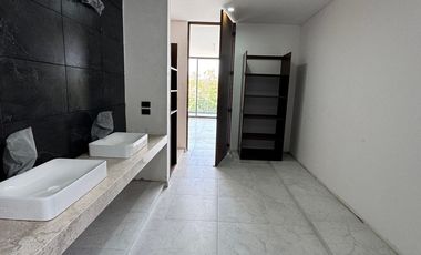 CASA EN VENTA EN PRIVADA SOLUNA