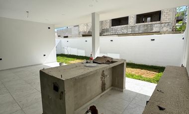 CASA EN VENTA EN PRIVADA SOLUNA