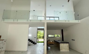 CASA EN VENTA EN PRIVADA SOLUNA