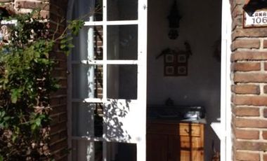 VIVIENDA / COMERCIAL -  A 50 mts.  de Estación Adrogué