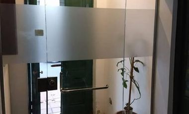 Amplia Propiedad céntrica FRENTE 11,5 MTRS