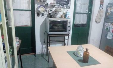 Amplia Propiedad céntrica FRENTE 11,5 MTRS