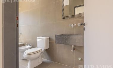 Casa con 3 dormitorios en venta  en Los Sauces - Nordelta