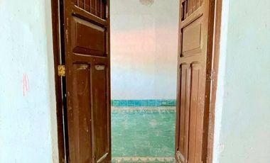 CASA EN VENTA DE UNA PLANTA A REMODELAR UBICADA EN EL BARRIO DE LA ERMITA, MÉRID