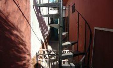 Vende: Casa dos Familias