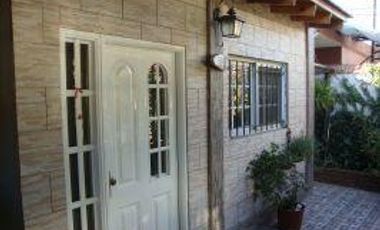 Vende: Casa dos Familias