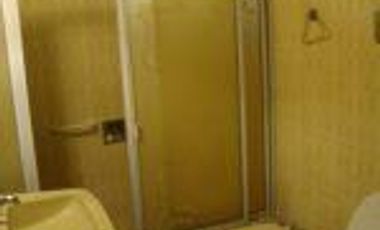 Vende: Casa dos Familias