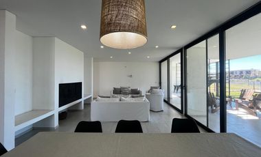 Casa en Venta - Costa Esmeralda Barrio Ecuestre