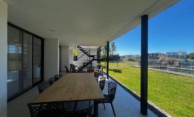 Casa en Venta - Costa Esmeralda Barrio Ecuestre