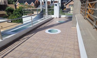 CASA MODERNA 4 AMBIENTES A MTS DE SEGUI, SOBRE LA CALLE QUINTANA AL 500