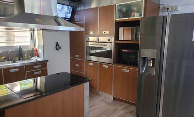 CASA MODERNA 4 AMBIENTES A MTS DE SEGUI, SOBRE LA CALLE QUINTANA AL 500