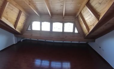 Alquiler departamento 3 ambientes! Con patio