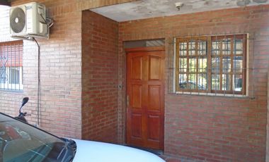 VENTA PH 4 AMBIENTES EN VILLA ADELINA