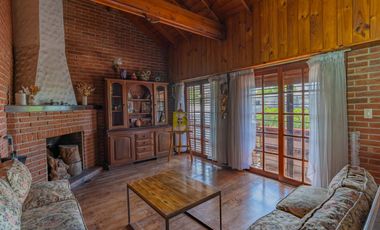 Vivienda de 4 ambientes mas galpón en venta, Alberti 5700, mar del plata.