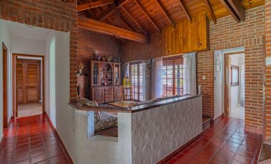 Vivienda de 4 ambientes mas galpón en venta, Alberti 5700, mar del plata.