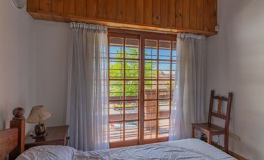 Vivienda de 4 ambientes mas galpón en venta, Alberti 5700, mar del plata.