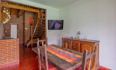 Vivienda de 4 ambientes mas galpón en venta, Alberti 5700, mar del plata.