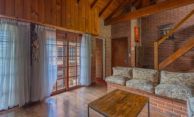 Vivienda de 4 ambientes mas galpón en venta, Alberti 5700, mar del plata.