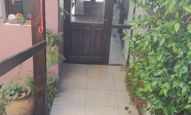 Casa en venta - 4 Dormitorios 2 Baños - Cochera - 744Mts2 - Sierra de Los Padres