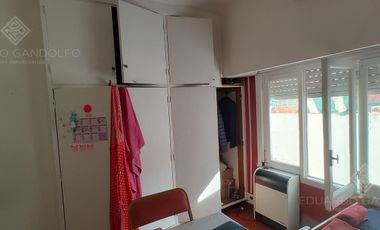 Excelente Piso sobre la Avda. en Escalada Centro fte al FCGR - Residencia Universitaria!!!