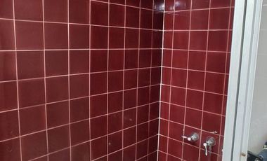 Excelente Piso sobre la Avda. en Escalada Centro fte al FCGR - Residencia Universitaria!!!