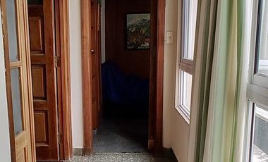 Excelente Piso sobre la Avda. en Escalada Centro fte al FCGR - Residencia Universitaria!!!