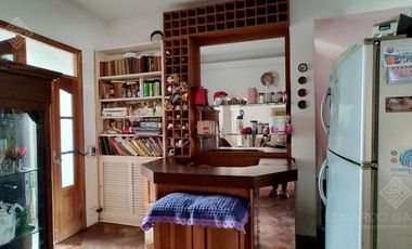 Excelente Piso sobre la Avda. en Escalada Centro fte al FCGR - Residencia Universitaria!!!