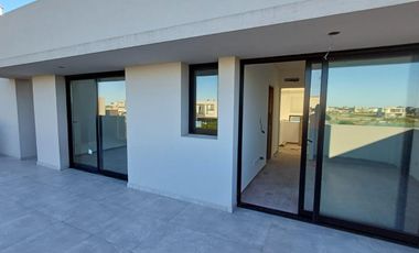 Casa en venta - 3 Dormitorios 3 Baños - 770mts2 - Hudson