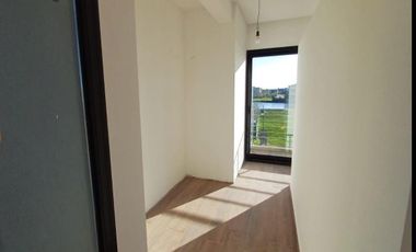 Casa en venta - 3 Dormitorios 3 Baños - 770mts2 - Hudson