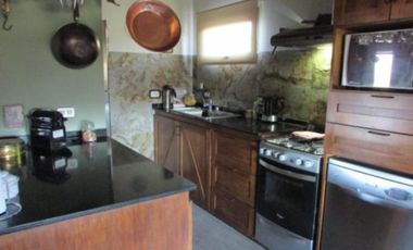 Casa en venta - 5 Dormitorios 3 Baños - Cochera - 1.200Mts2 - Junín de Los Andes