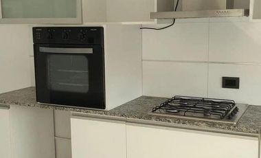 Casa en venta - 2 Dormitorios 1 Baño - 370Mts2 - Villa Parque Sicardi