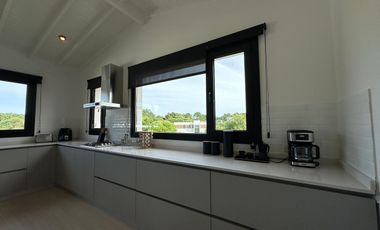 Casa en venta - 4 Dormitorios 2 Baños - 1.002Mts2 - Pinamar