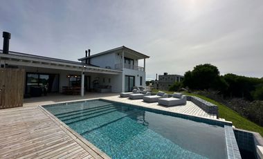 Casa en venta - 4 Dormitorios 2 Baños - 1.002Mts2 - Pinamar