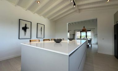 Casa en venta - 4 Dormitorios 2 Baños - 1.002Mts2 - Pinamar